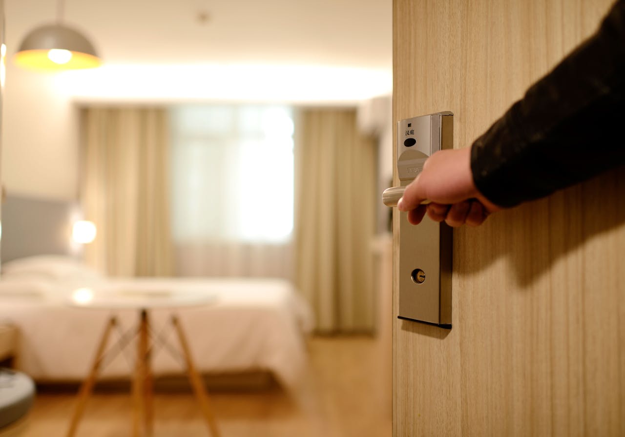 Hotel Insurance for Guests: Protecting Travelers