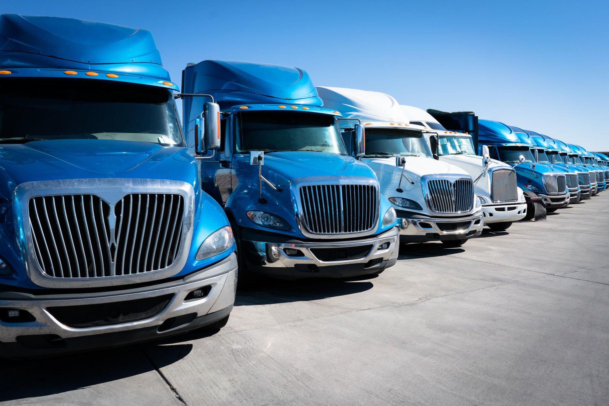 How to Compare Trucking Insurance Quotes